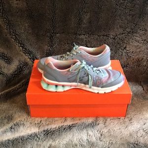 Women’s Nike Reax Run 10 Premium